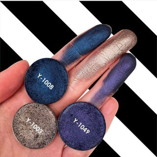 Affect Cosmetics - PRO Colour Attack Foiled Eyeshadow
